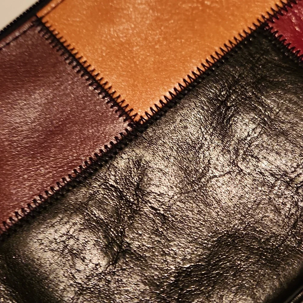 Wilson Leather Patchwork Leather Lage Wristlet/clutch Bag - Picture 7 of 9